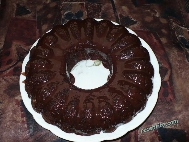 Снимки към Немски кекс с бадеми