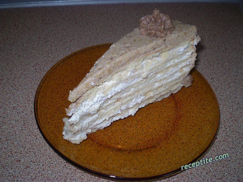 Снимки към Орехово-ванилова торта