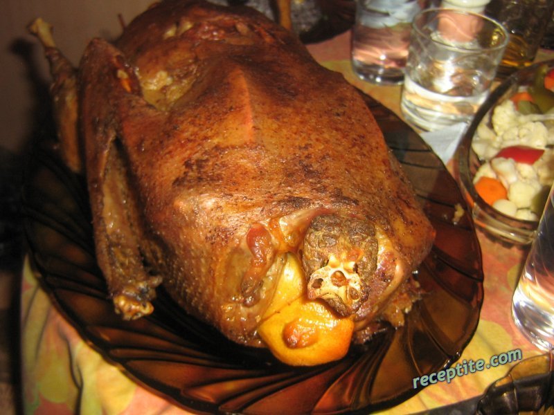 Снимки към Печено пиле с плънка от кашкавал