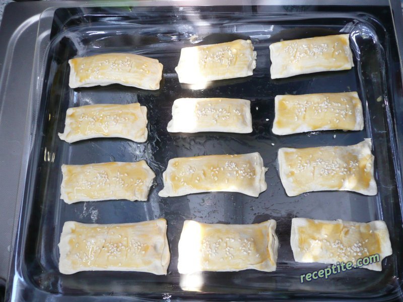 Снимки към Бутерки със сирене