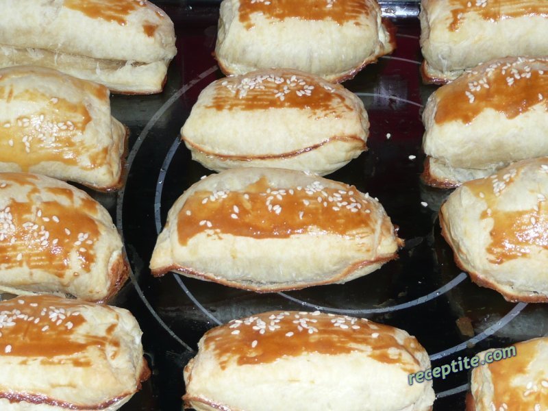 Снимки към Бутерки със сирене