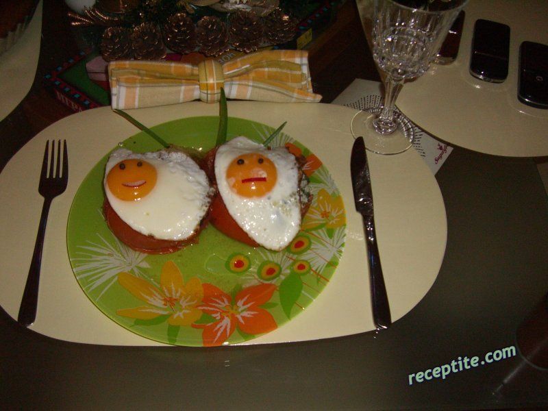 Снимки към Пълнени домати със спанак и пъдпъдъчи яйца