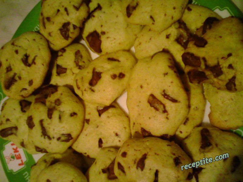 Снимки към Американски бисквити с шоколад Cookies