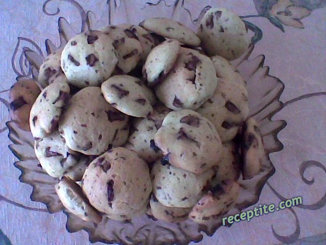 Снимки към Американски бисквити с шоколад Cookies