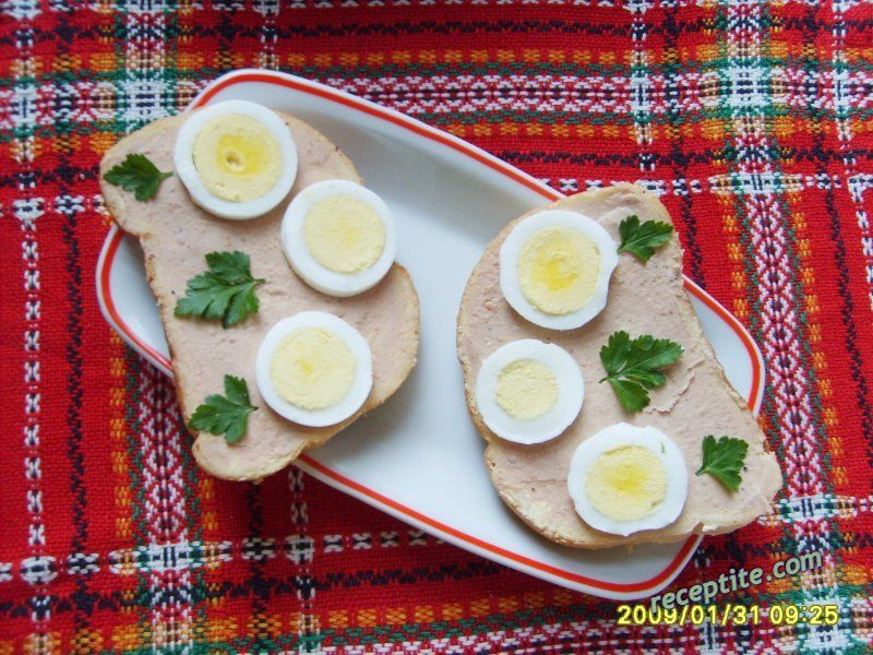 Снимки към Сандвич с пастет