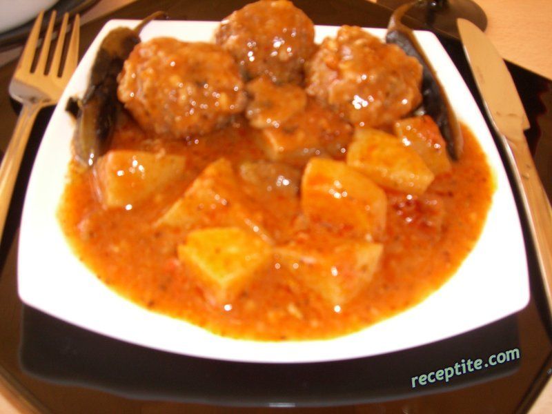 Снимки към Вкусна манджичка с кюфтета