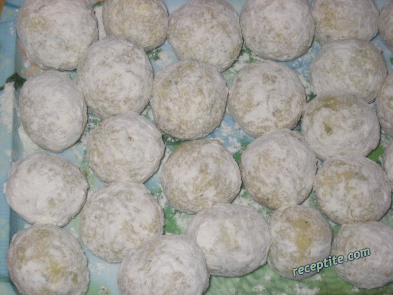 Снимки към Картофени кюфтенца с лук и сирене