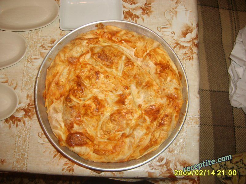 Снимки към Баница с кори печени на сач