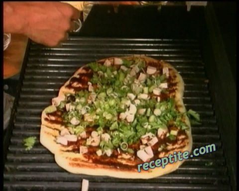 Снимки към Пица с пиле на скара