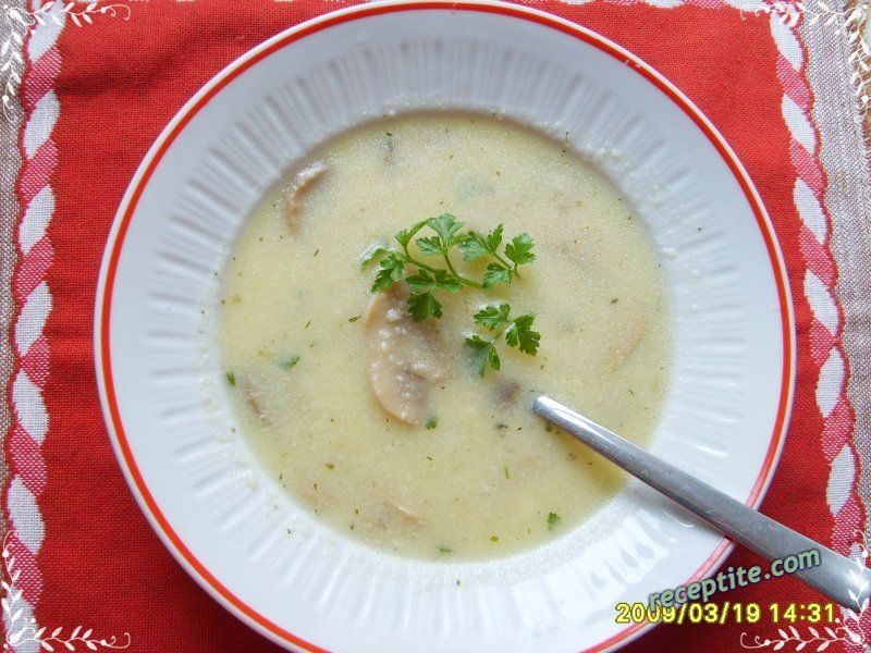 Снимки към Крем-супа от картофи и гъби