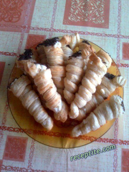 Снимки към Фунийки с маслен крем