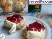 снимка 2 към рецепта Английски топли хлебчета Скоунс (Scones)