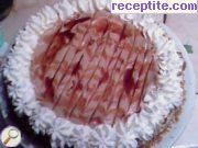 снимка 2 към рецепта Ягодова торта с готови блатове