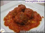 снимка 1 към рецепта Кюфтета с доматен сос
