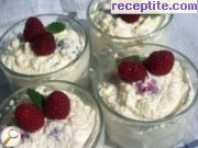 снимка 1 към рецепта Мус с бял шоколад и малини