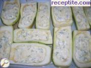снимка 1 към рецепта Пълнени тиквички с яйца, сирене и чушка