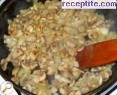 снимка 6 към рецепта Картофени кюфтета с месо и гъби в гювече