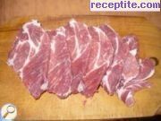 снимка 1 към рецепта Свинско с лук и кашкавал
