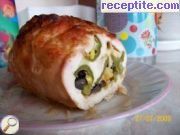 снимка 2 към рецепта Пилешко руло със зеленчуци и сирена