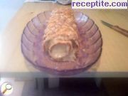 снимка 1 към рецепта Руло с маслен крем и пържени фъстъци