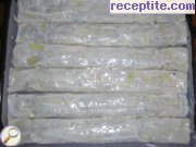 снимка 3 към рецепта Баница на рула с готови кори
