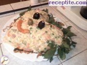 снимка 6 към рецепта Пъстра картофена салата с катък и майонеза