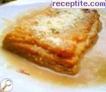 снимка 3 към рецепта Сладкиш от круши с карамелен сироп