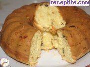 снимка 4 към рецепта Царевичен кекс с червени чушки
