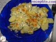 снимка 4 към рецепта Запечени картофи със сметана
