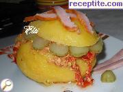 снимка 2 към рецепта Пълнени картофи с капаче