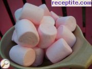 снимка 2 към рецепта Бонбони Маршмелоу (Marshmallows) с белтък
