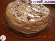 снимка 2 към рецепта Медена торта с тънки блатове