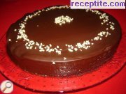 снимка 4 към рецепта Шоколадов сладкиш с майонеза
