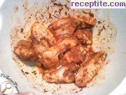 снимка 1 към рецепта Мариновани пилешки крилца с хрупкава коричка