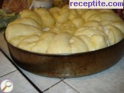 снимка 9 към рецепта Погача-питка с пълнеж