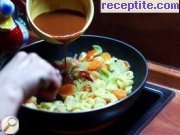 снимка 3 към рецепта Охлювчета със зеленчуци и пикантен сос