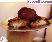 снимка 2 към рецепта Кюфтета с крема сирене и топено сирене