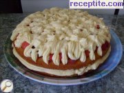 снимка 24 към рецепта Ягодова торта с ванилово-сметанов крем