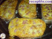 снимка 1 към рецепта Сандвич с колбас и сирена
