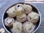 снимка 7 към рецепта Пълнени гъби с топено сирене