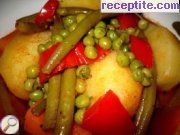 снимка 4 към рецепта Яхния с пресни картофи и зелен боб
