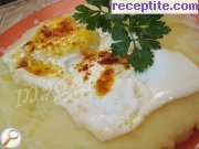 снимка 3 към рецепта Яйца на очи с пюре от картофи