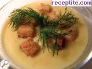 Зеленчукова крем-супа с чеснови крутони