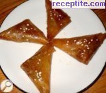 снимка 15 към рецепта Бриуат - марокански сладки (Briwat)