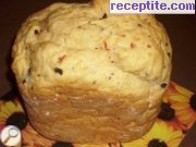снимка 1 към рецепта Хляб с маслини и чушка в хлебопекарна