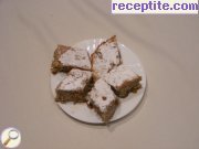 снимка 3 към рецепта Ябълков сладкиш с орехи