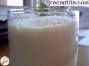 снимка 4 към рецепта Бисквитен десерт с млечен крем Криси