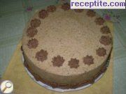 снимка 2 към рецепта Орехово-ванилова торта