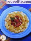 снимка 1 към рецепта Ньоки в доматен сос с розмарин