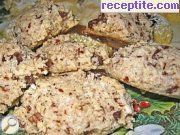снимка 2 към рецепта Макрони с шоколад и ядки